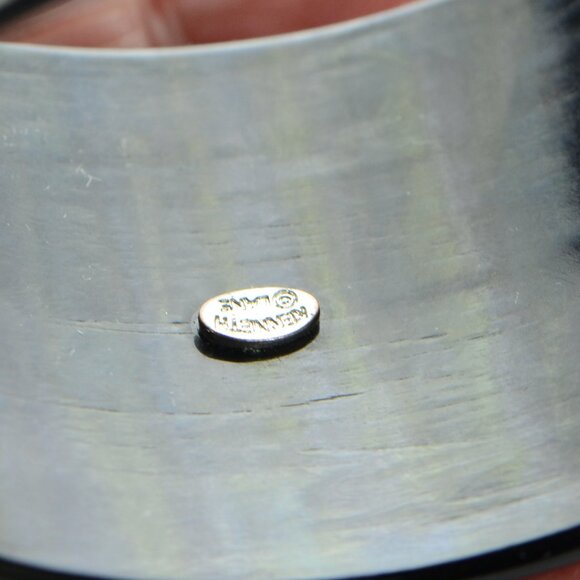 KJL Kenneth Jay Lane Crystal Starburst Resin Bracelet - Picture 5 of 5